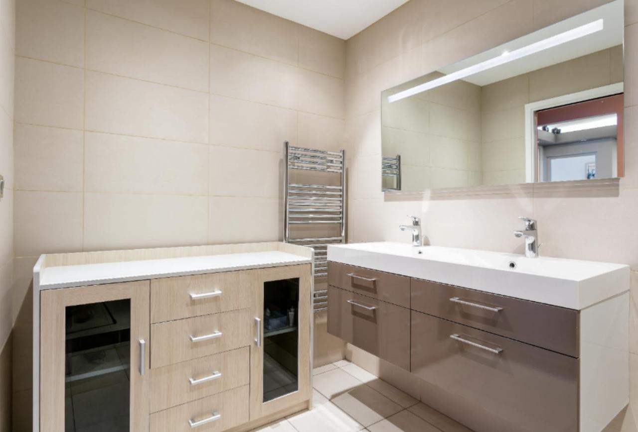 Appartement T4 Centre Ville Sete Tout Confort 3 Chambres ภายนอก รูปภาพ